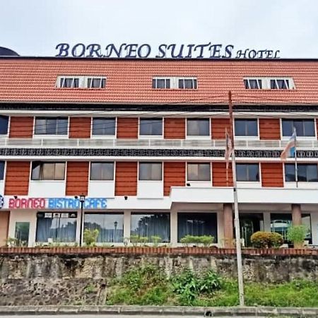 Super Oyo 90464 Borneo Suites Hotel Кота-Кінабалу Екстер'єр фото